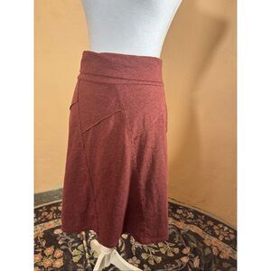 PrAna Heathered Burgundy A-Line Midi Skirt – Fold-Over Waistband | Side Pocket |